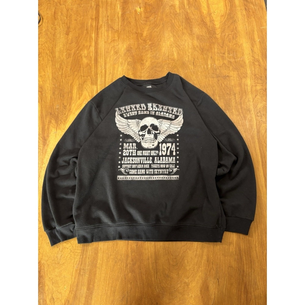 LYNYRD SKYNYRD 1974 Concert Tour Poster Reprint Sweatshirt Mens XL Rock‎ Band